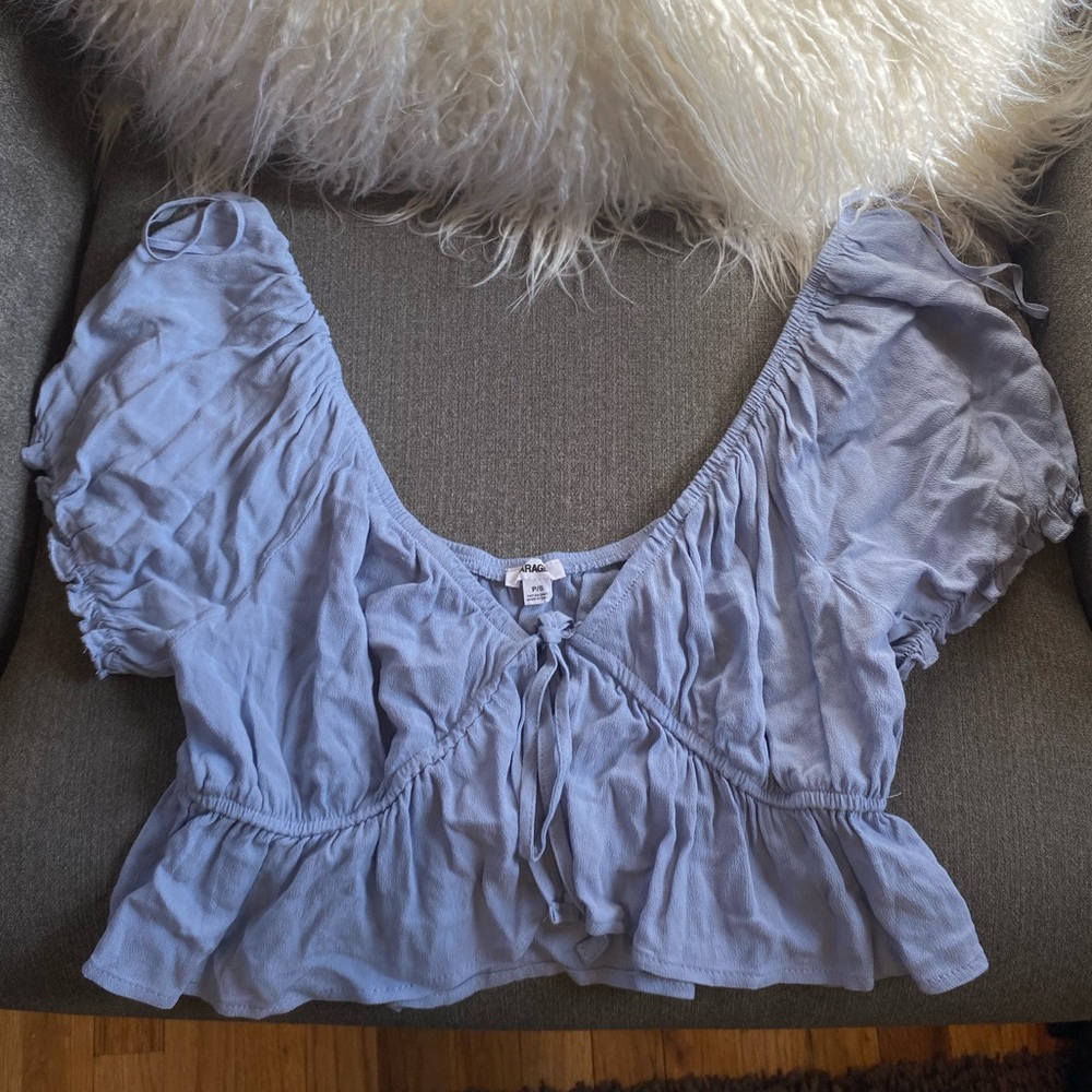 Blue flowy garage shirt, size small